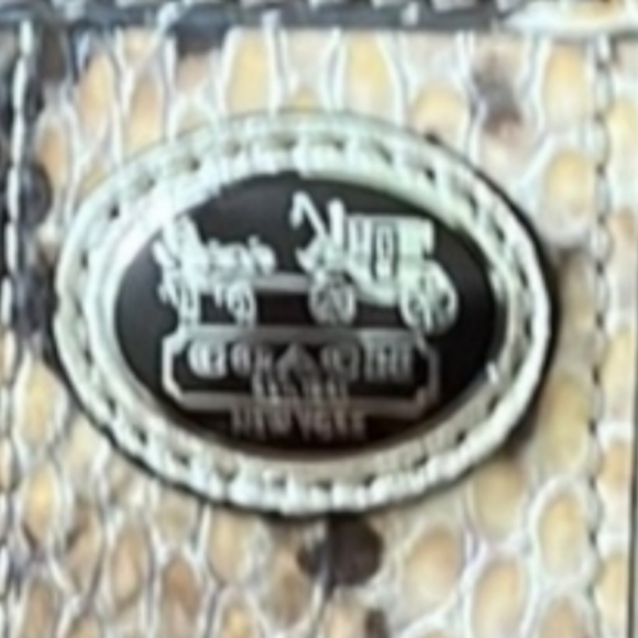 COACH WALLET WRISTLET STRAP - Picture 2 of 2